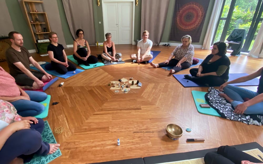 Nicolas Poloczek - Formations et Ateliers - Shiatsu, Hypnose, gestion des émotions, spirituel, Qi Gong - 01